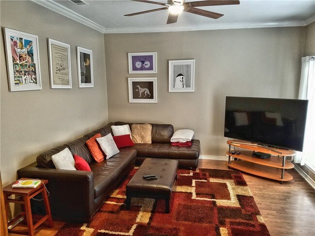 Building Photo - 1404 Norwalk Ln