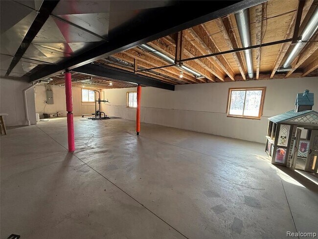 Building Photo - 51341 Park Pl Dr