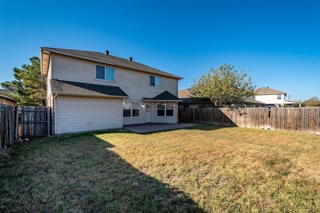 Building Photo - 228 Memory Dr