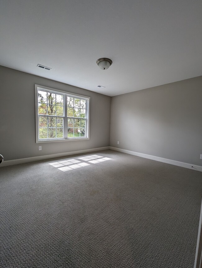 Building Photo - 8712 Yellow Aster Rd