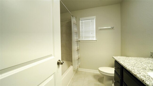 Building Photo - 11907 Singer Ct