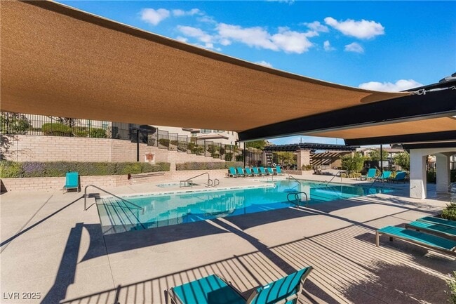 Building Photo - 25 Alamere Falls Dr