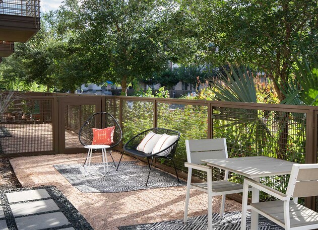 Building Photo - 5635 Diehl Trl-1802