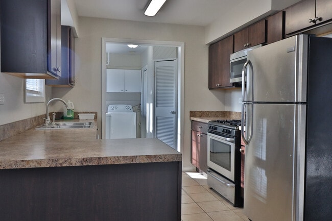 Building Photo - 111 E 13th St