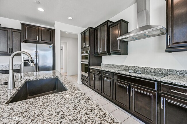 Building Photo - 9648 E Timpani Ln