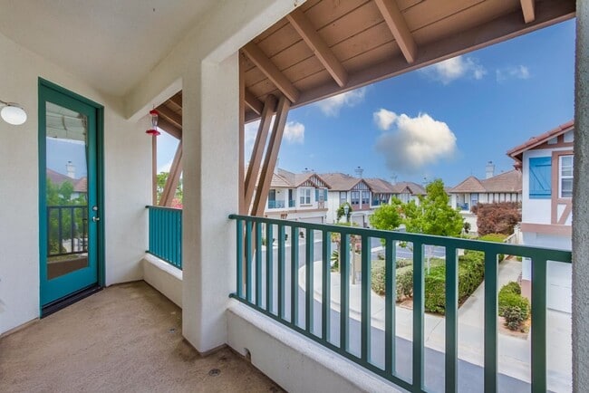 Building Photo - ***Available for move in on June 30, 2025*...