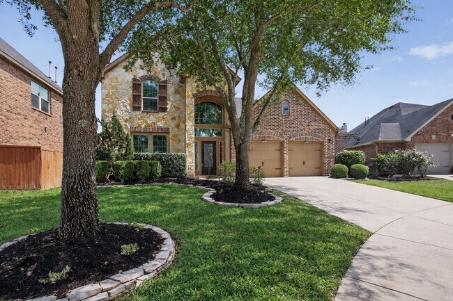 Building Photo - 6535 Arroyo Springs Ln
