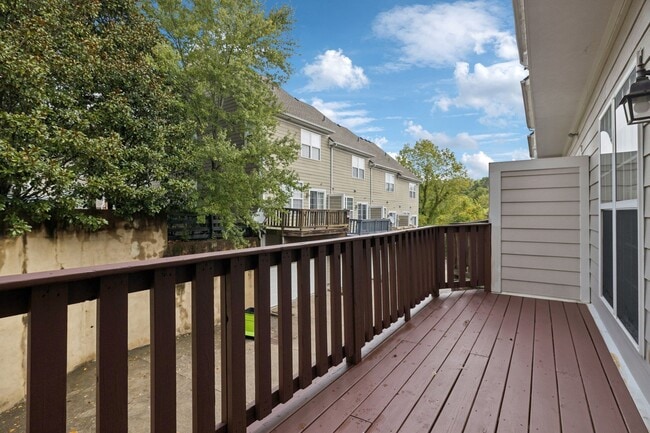 Building Photo - 7513 Lords Chapel Dr