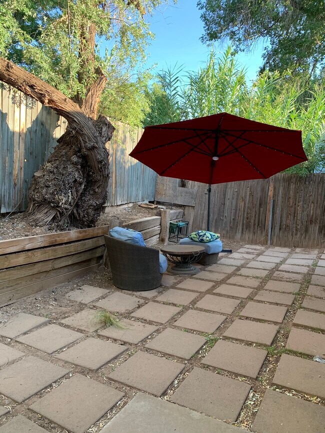 Building Photo - 3105 Camino Caballete NW