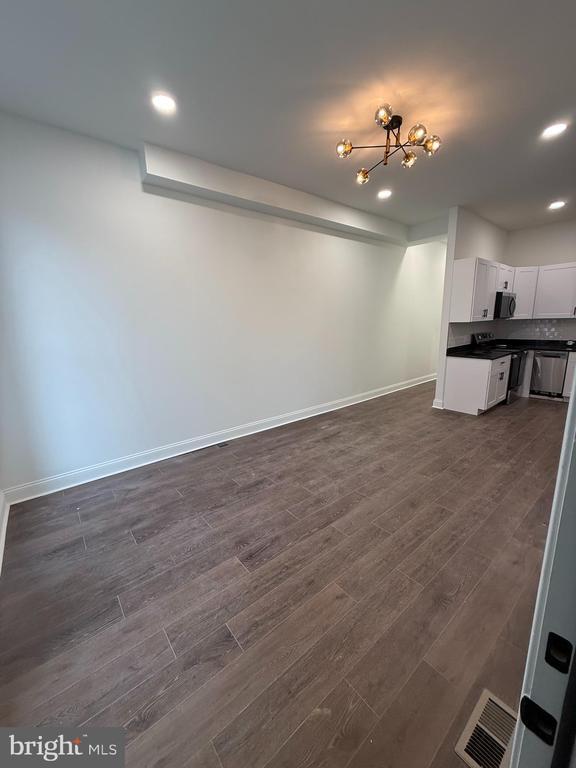 Building Photo - 2028 Druid Hill Ave