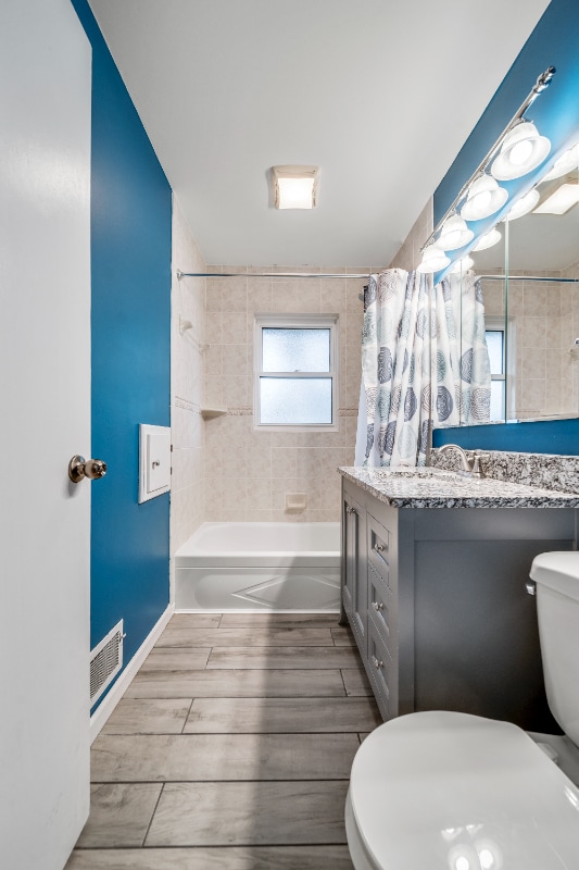 Building Photo - 6367 Zinnia Ln N