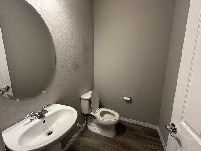 Building Photo - 25908 W Sands Dr