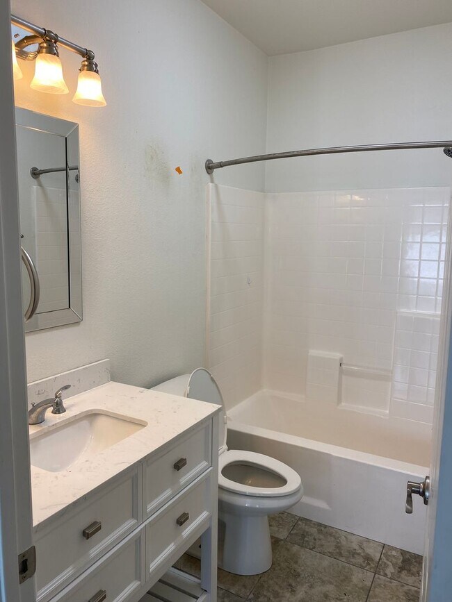 Building Photo - 31431 Gironde Ct