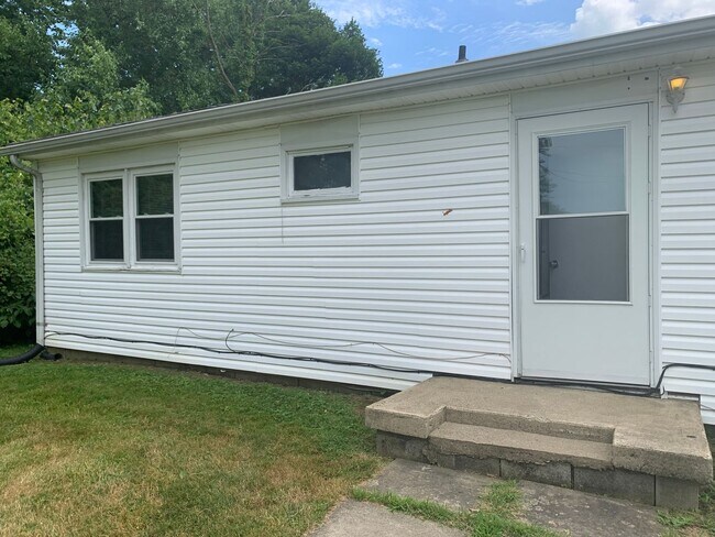 Building Photo - Brandt Rd 6764-6766