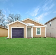 Building Photo - 4030 Highland Ave