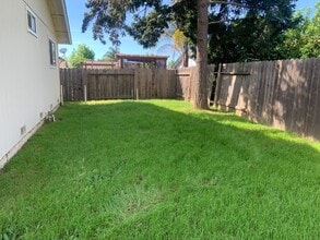 Building Photo - West-Side Fairfield Home Coming Soon!