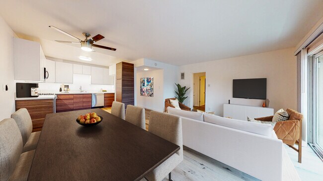 Building Photo - 16721 Sherman Way