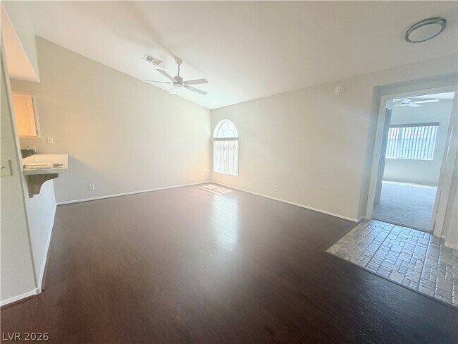 Building Photo - 7061 Roscoe Ave