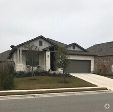 Building Photo - 825 Whitetail Dr