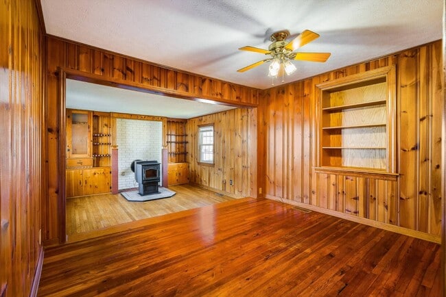 Building Photo - 1807 Orchard Ln