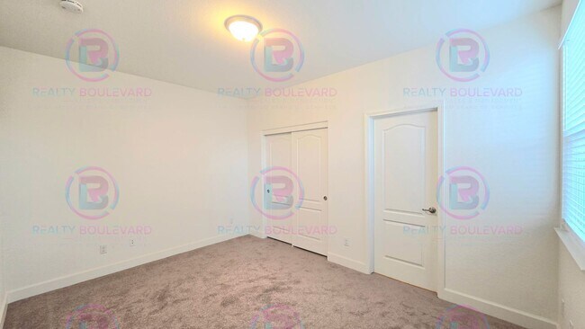 Building Photo - 2561 Bridgetown Loop