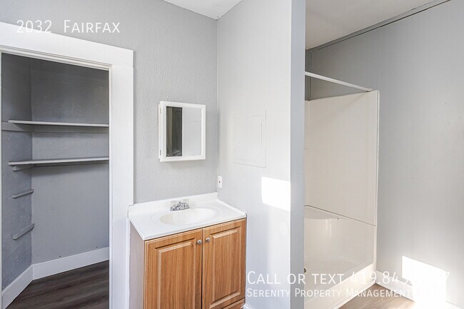 Building Photo - 2032  Fairfax-