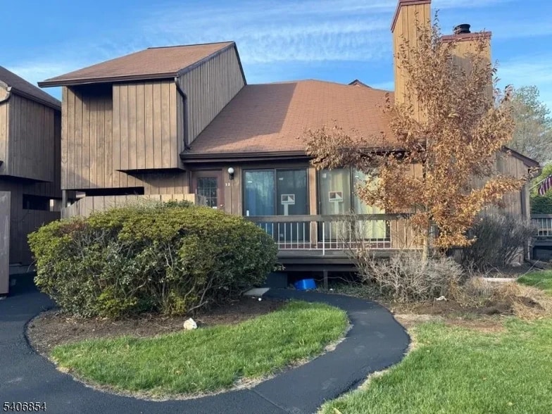 Building Photo - 124 bluebird drive