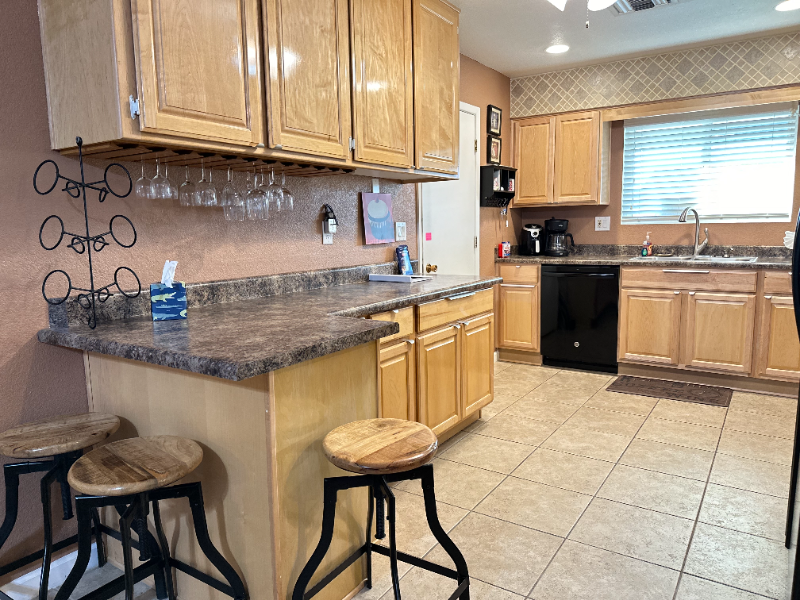 Building Photo - 15605 N 105th Dr
