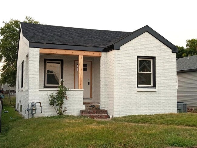 Building Photo - 1508 E Olive St