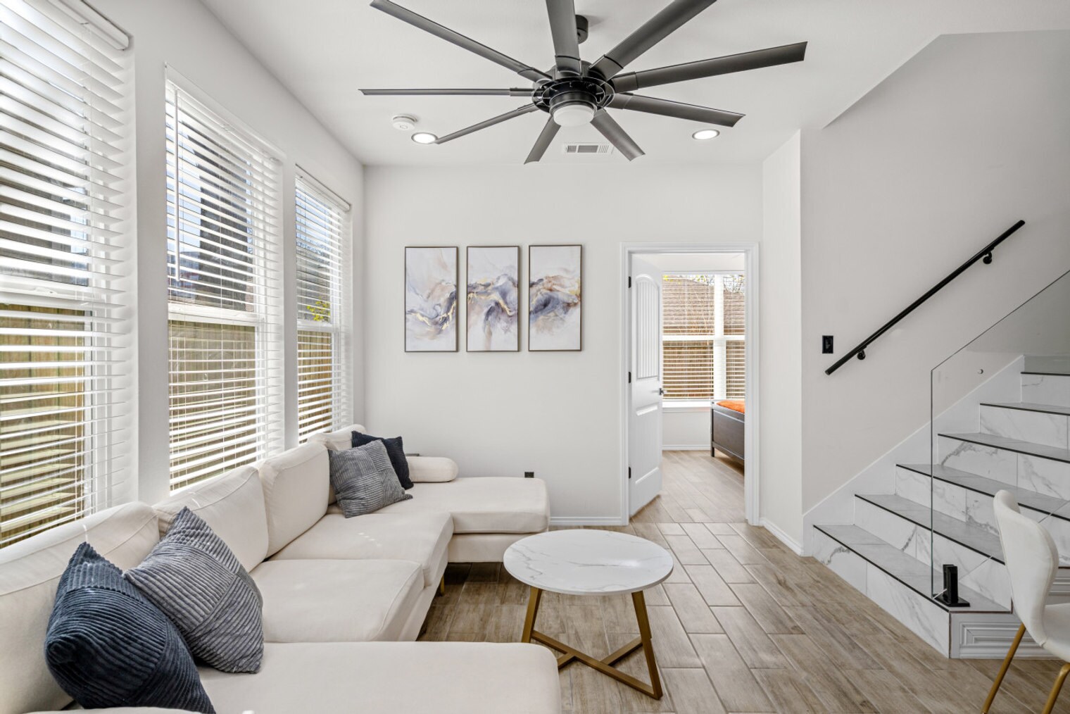 Building Photo - 3518 Dennis St