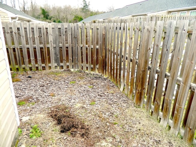 Building Photo - 2014 Kennesaw Way