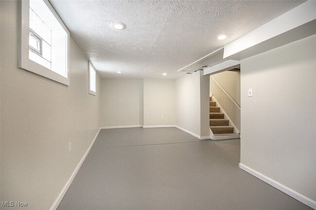 Building Photo - 13621 Cranwood Dr