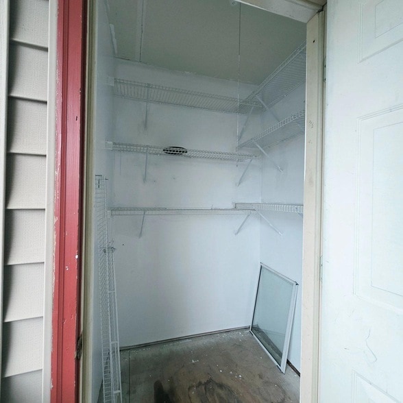 Building Photo - 208 Ashley Run