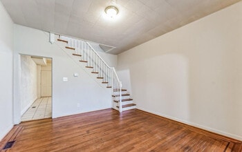 Building Photo - 2934 Clifton Park Terrace