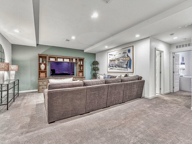 Building Photo - 10132 Belvedere Lp