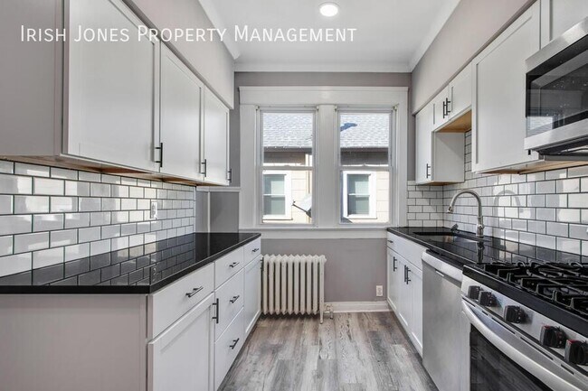 Building Photo - 796 Columbus Pkwy