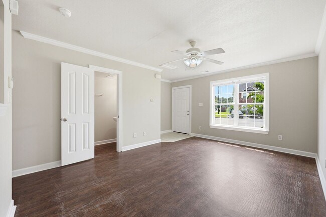 Building Photo - Carolina Forest Townhome