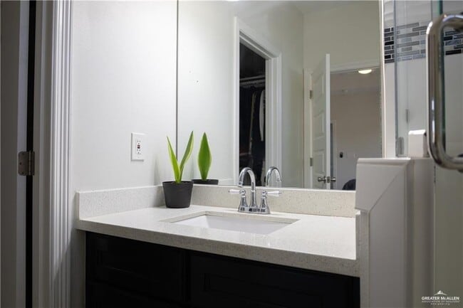 Building Photo - 15 South St