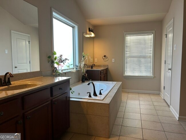 Building Photo - 1525 Thunder Gulch Pass