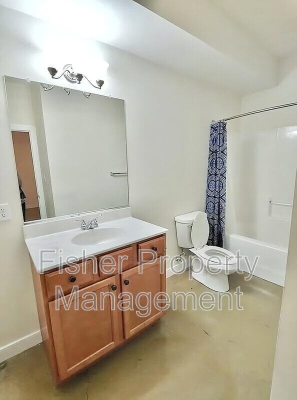 Building Photo - 2413 Carrington St