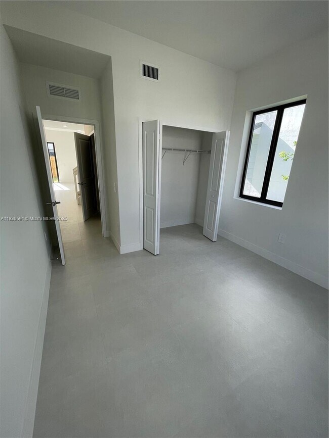 Building Photo - 34491 SW 191st Ct