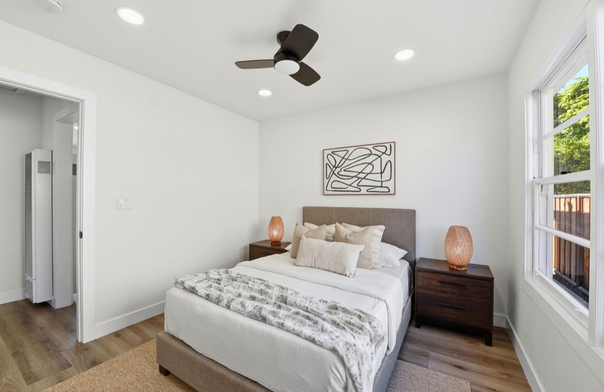 Building Photo - 641 Toyon Ave