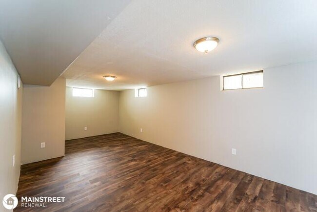 Building Photo - 9400 Aristides Dr, Louisville, KY 40272