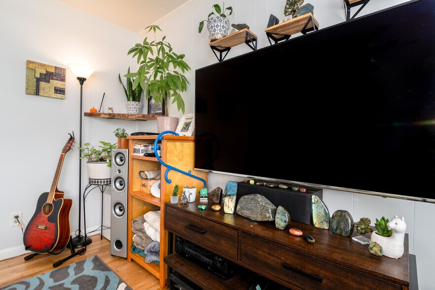 Building Photo - 1101 Kitt Pl