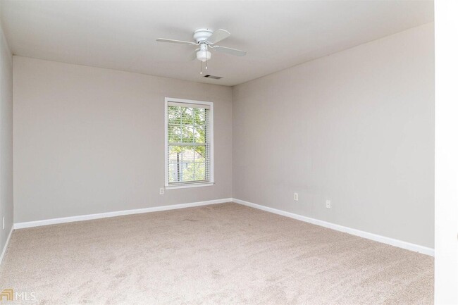 Building Photo - 2421 Langstan Ct