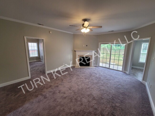 Building Photo - Home for rent in Gardendale