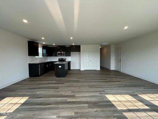 Building Photo - 114 Johnson Rdg Wy