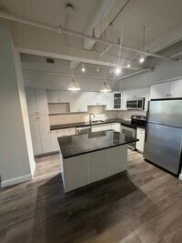 Building Photo - 24 Mt Vernon St