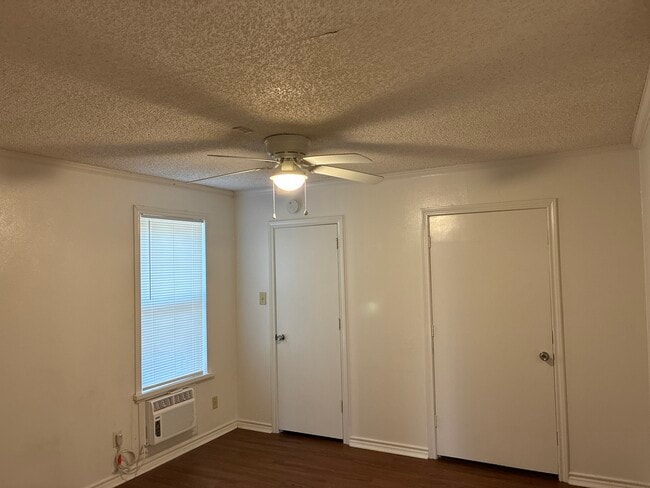 Building Photo - 13571 Sheldon Ln