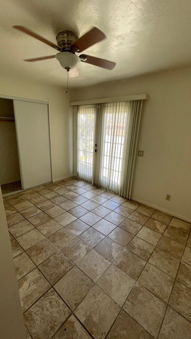 Building Photo - 1336 Peach Ave